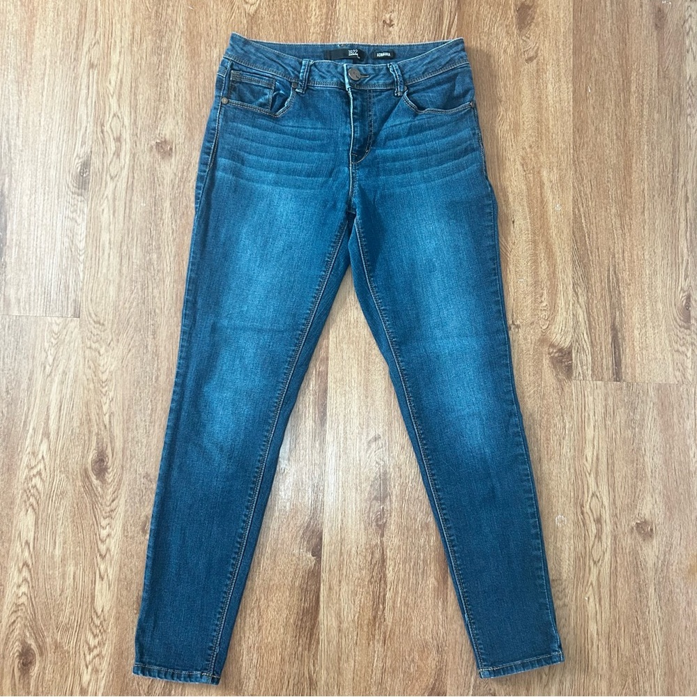 1822 Denim Women's Classic Blue Skinny Jeans